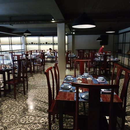 Minh Duc Hotel Ha Long Esterno foto