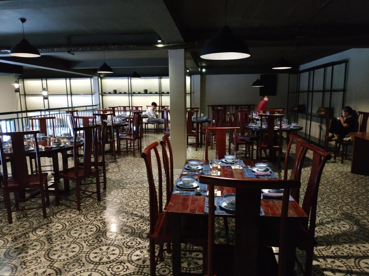Minh Duc Hotel Ha Long Esterno foto
