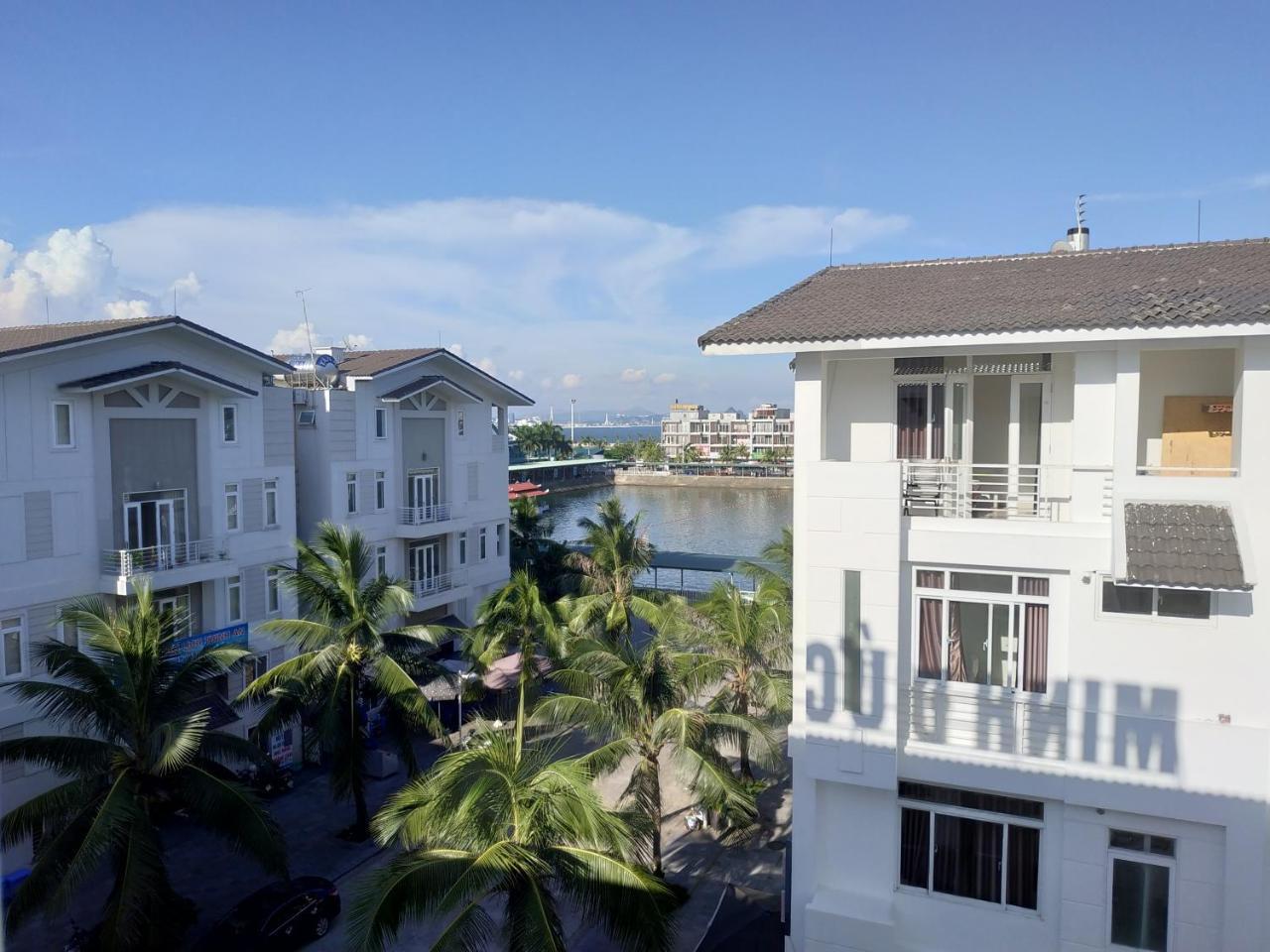 Minh Duc Hotel Ha Long Esterno foto